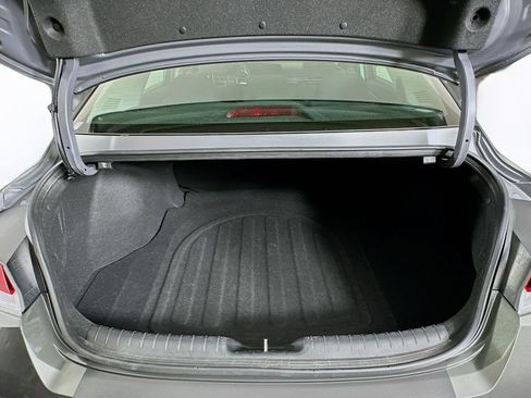 Used 2024 Hyundai Elantra SEL image 28