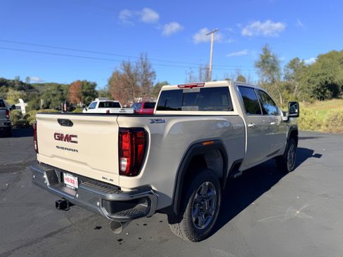 New 2026 GMC Sierra 2500 SLE w/ SLE Value Package; image 4