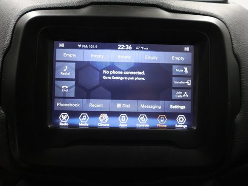 Used 2019 Jeep Renegade Latitude w/ Cold Weather Group AWD/4WD image 24
