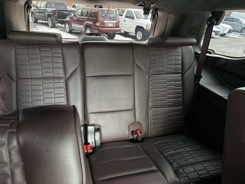 Used 2022 Cadillac Escalade Sport Platinum w/ LPO, Floor Liner Package image 29