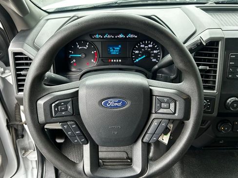 Used 2020 Ford F550 4x4 Regular Cab Super Duty image 17