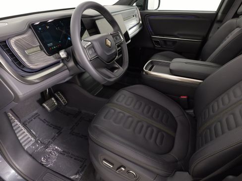 Used 2023 Rivian R1S Adventure AWD/4WD image 28