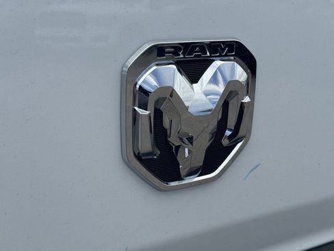 Used 2024 RAM ProMaster 2500 w/ Quick Order Package 22H SLT+ image 16