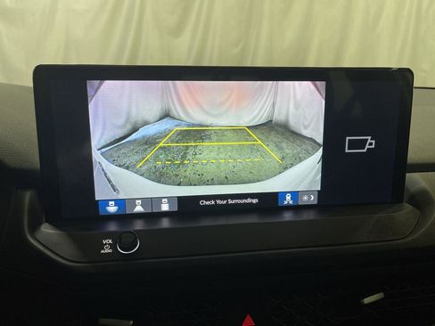 Used 2024 Honda Accord Sport image 17