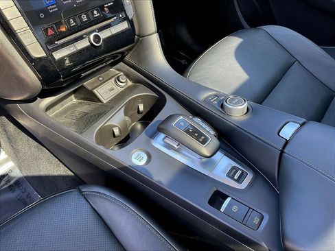 Used 2023 INFINITI QX50 Luxe AWD/4WD image 18