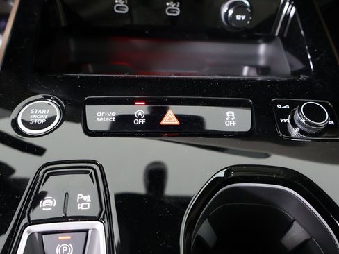 New 2025 Audi A5 2.0T Premium image 5