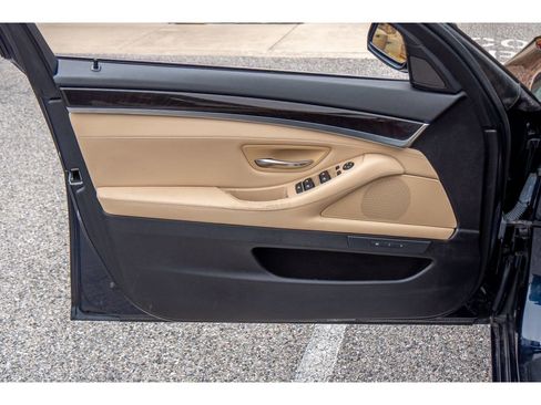 Used 2016 BMW 528i xDrive 528i xDrive image 8