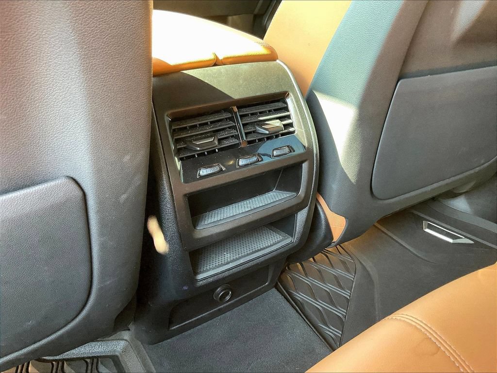 Used 2023 BMW X5 xDrive40i AWD/4WD image 13