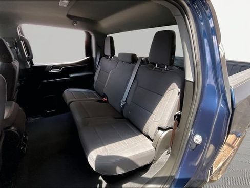 Used 2023 Chevrolet Silverado 1500 LT AWD/4WD image 16