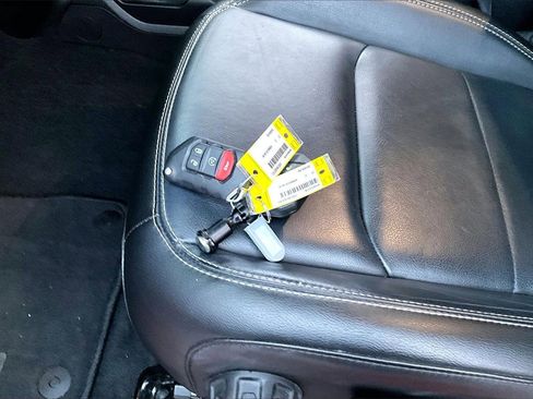 Used 2023 Jeep Wrangler Unlimited Sahara w/ Cold Weather Group image 30