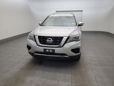 Used 2017 Nissan Pathfinder S FWD image 15