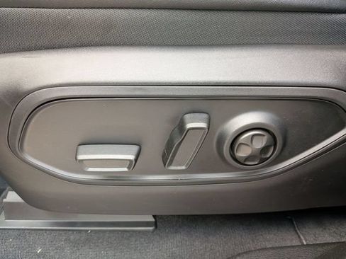 New 2026 Jeep Grand Cherokee Limited AWD/4WD image 10