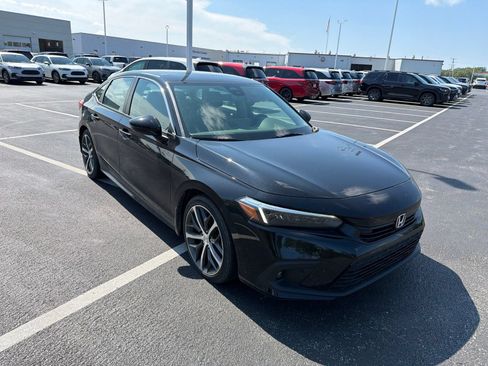 Used 2024 Honda Civic Touring image 10