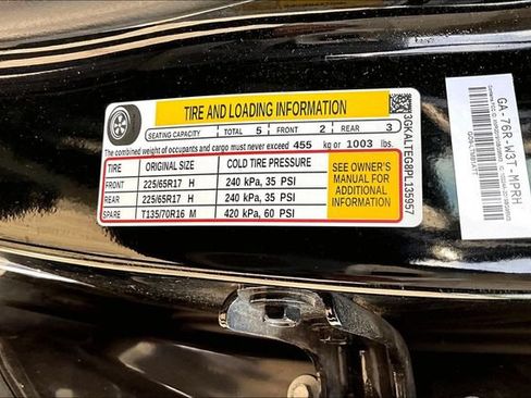 Certified 2023 GMC Terrain SLE w/ Driver Convenience Package AWD/4WD image 34