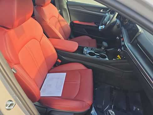New 2026 Kia K5 GT-Line image 10