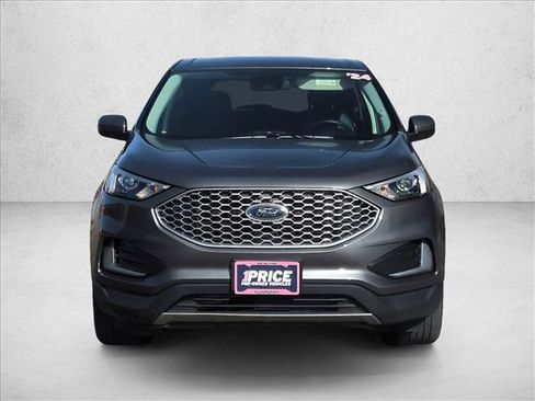 Used 2024 Ford Edge SEL image 2