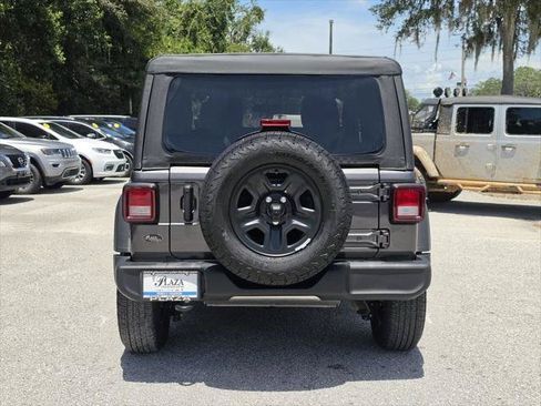 Certified 2025 Jeep Wrangler Sport AWD/4WD image 5