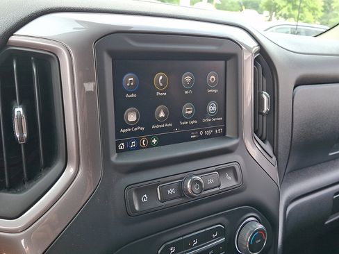 Used 2022 Chevrolet Silverado 1500 Custom AWD/4WD image 28