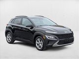 Used 2022 Hyundai Kona SEL image 3