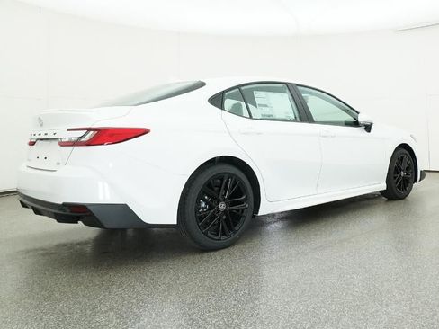 New 2026 Toyota Camry SE image 25