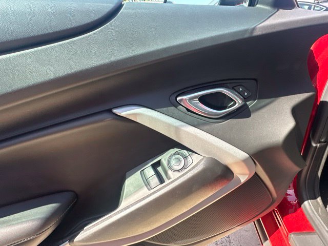 Used 2019 Chevrolet Camaro SS RWD image 15