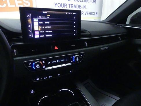 Used 2022 Audi A4 2.0T Premium w/ Convenience Package image 13