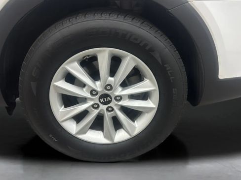 Used 2020 Kia Sorento LX w/ LX I4 Convenience Package FWD image 33