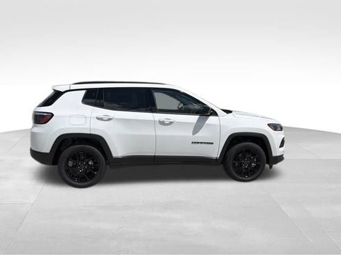 New 2026 Jeep Compass Latitude AWD/4WD image 6