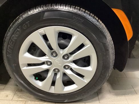 Certified 2023 Kia Soul LX image 25