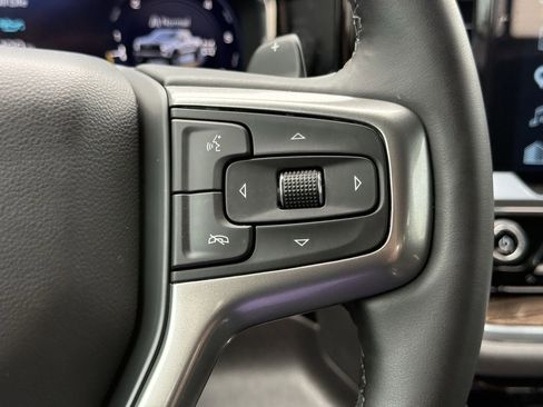 Used 2025 Chevrolet Silverado 1500 LT Trail Boss w/ LT Trail Boss Premium Package image 10