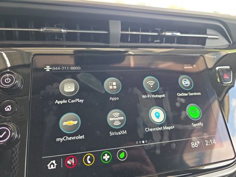 Used 2023 Chevrolet Bolt EUV Premier w/ Redline Edition image 10