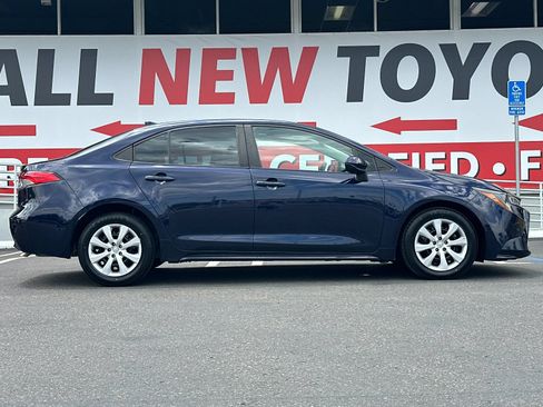 Used 2023 Toyota Corolla LE FWD image 6