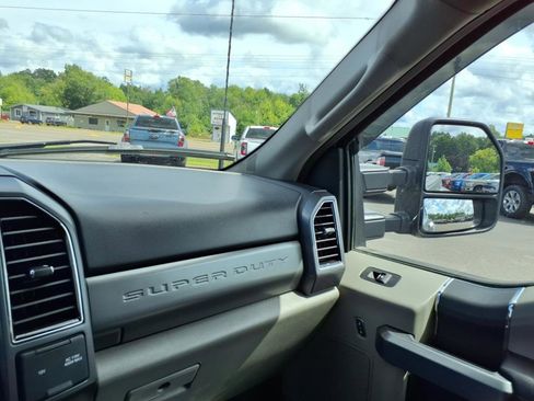 Used 2022 Ford F350 XLT image 21