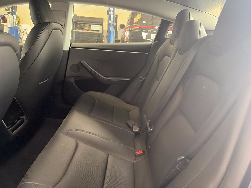 Used 2024 Tesla Model 3 Standard Range RWD image 7