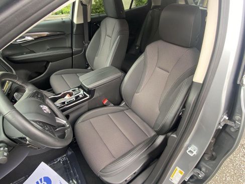 Used 2023 Buick Envision Preferred AWD/4WD image 32