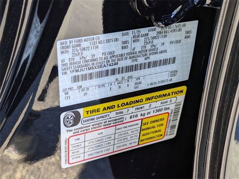 New 2025 Ford Expedition Platinum w/ Stealth Appearance Package image 47