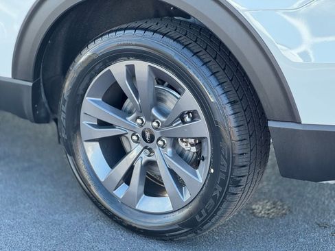 Certified 2023 Ford Explorer XLT w/ Equipment Group 202A image 7