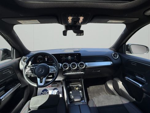 Used 2022 Mercedes-Benz GLB 250 4MATIC image 22