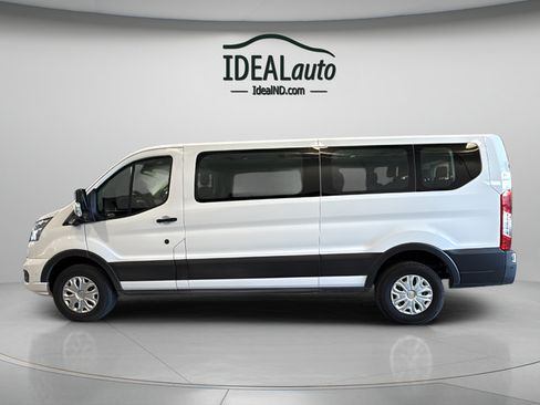 Used 2023 Ford Transit 350 XLT RWD image 12