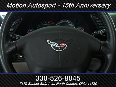 Used 2004 Chevrolet Corvette Coupe w/ Preferred Equipment Group RWD image 23