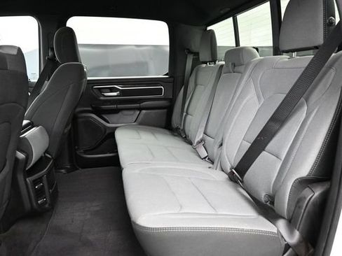 Used 2023 RAM 1500 Big Horn AWD/4WD image 30