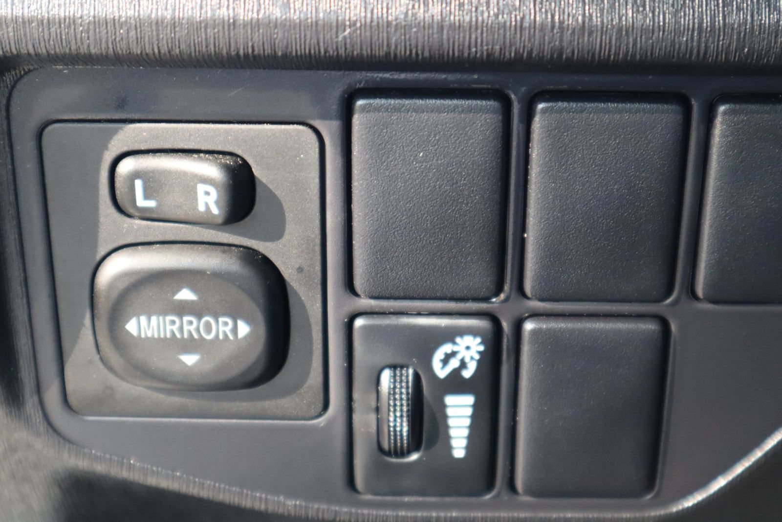 Used 2013 Toyota Prius Four FWD image 28