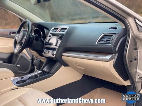 Used 2017 Subaru Outback 2.5i Limited image 18