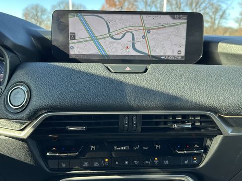 Used 2024 MAZDA CX-90 Plug-In Hybrid w/ Premium Pkg image 31