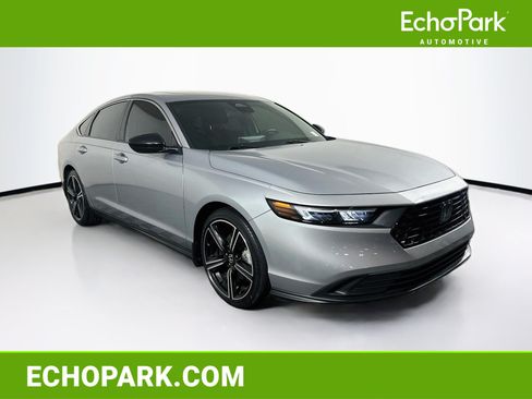Used 2023 Honda Accord Sport image 1