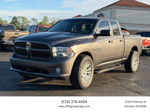 Used 2018 RAM 1500 Express AWD/4WD image 1