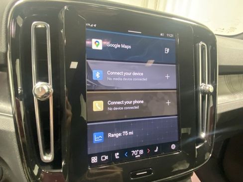 Used 2023 Volvo C40 P8 Recharge Ultimate w/ Protection Package Premier image 17