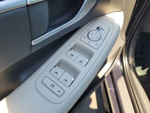 Used 2025 Hyundai Sonata SEL FWD image 26
