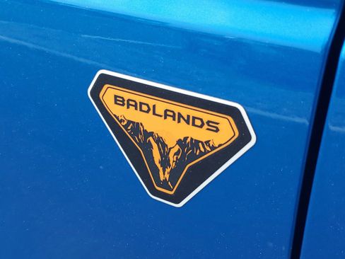 Certified 2025 Ford Bronco Badlands AWD/4WD image 8