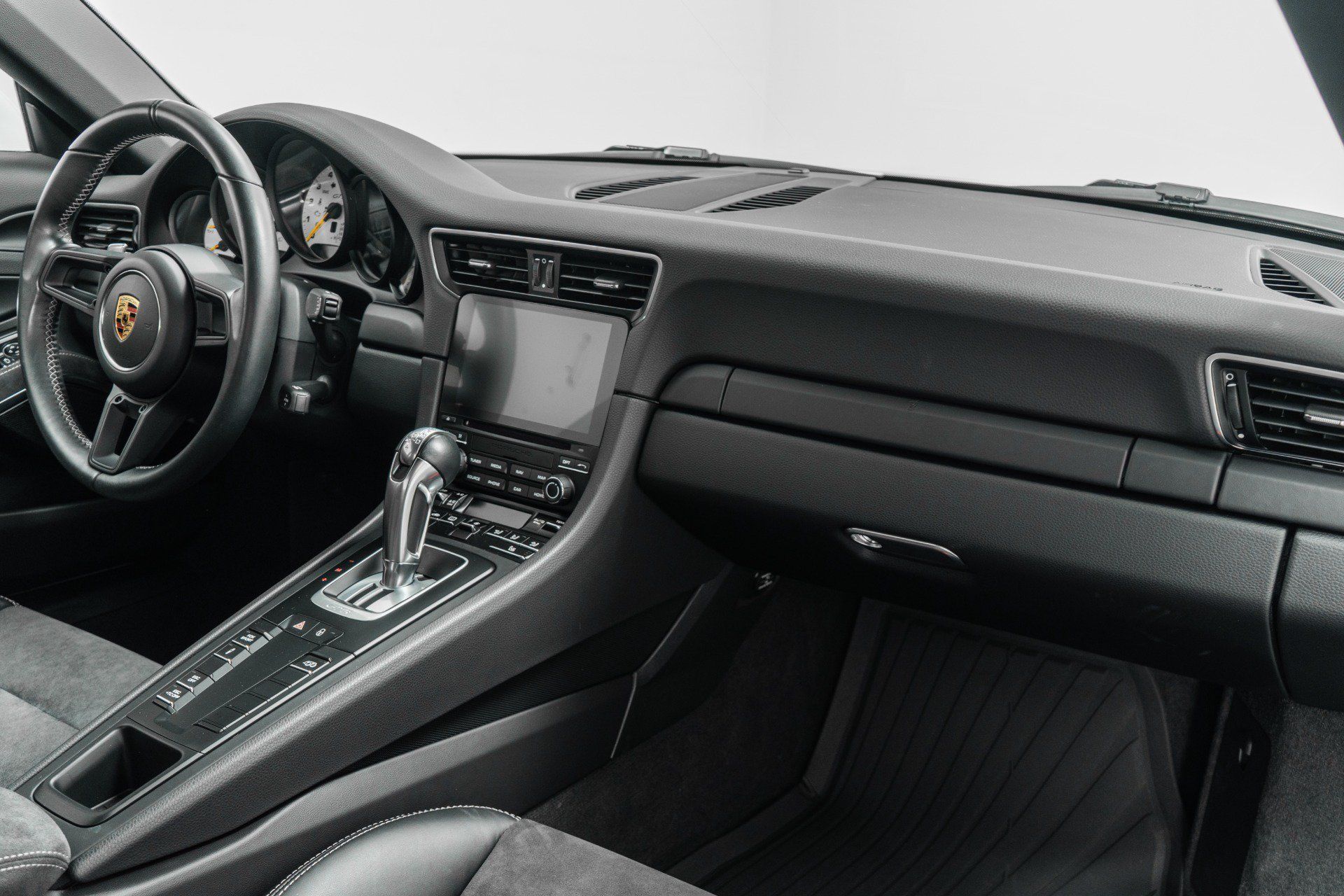 Used 2018 Porsche 911 GT3 RWD image 14